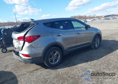 2017 Hyundai Santa Fe Sport 2.4L z USA, uszkodzony, nr VIN 5NMZT3LB1HH017723